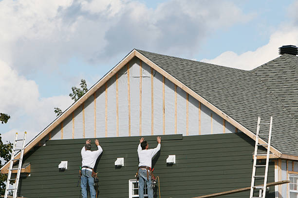 Professional Vinyl Siding technician working in Blanch, NC